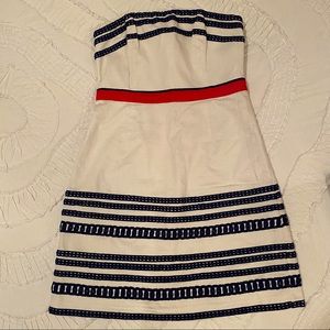 VINEYARD VINES STRAPLESS TEXTURED DRESS